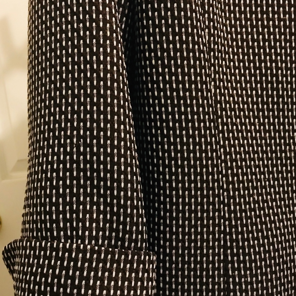 Blazer - Picture 5 of 5
